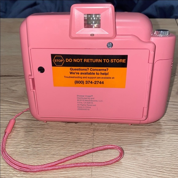 Polaroid style Sharper Image instant camera - Picture 2 of 3